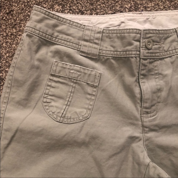 The North Face crop beige pants with drawstring hem in size 8 - Picture 2 of 8